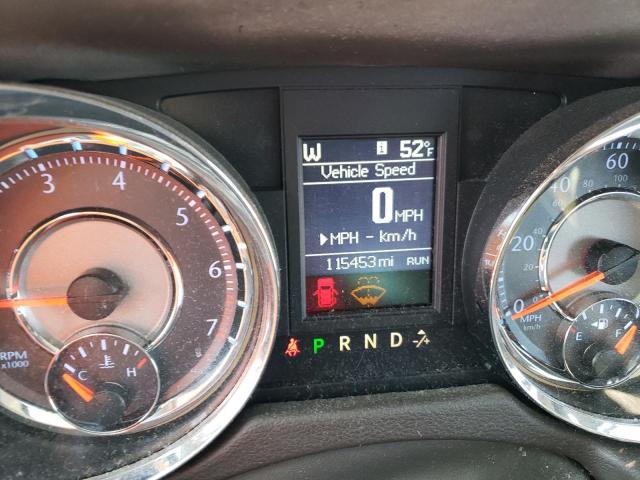 Photo 8 from auction – 2016 CHRYSLER TOWN & COU with VIN 2C4RC1BG5GR246170
