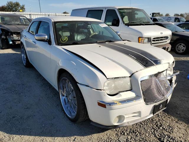 CHRYSLER 300C 2008 con VIN 2C3KA63HX8H201040 - Foto de la subasta