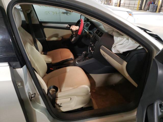 Photo 5 from auction – 2011 VOLKSWAGEN JETTA TDI with VIN 3VWLL7AJ2BM108394