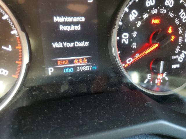 Photo 8 from auction – 2020 TOYOTA RAV4 LE with VIN JTMF1RFV7LD064001