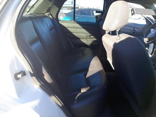 Photo 6 from auction – 2004 FORD CROWN VICT with VIN 2FAFP71W34X118414