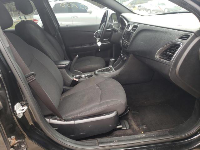 Photo 5 from auction – 2013 CHRYSLER 200 TOURIN with VIN 1C3CCBBB1DN553090