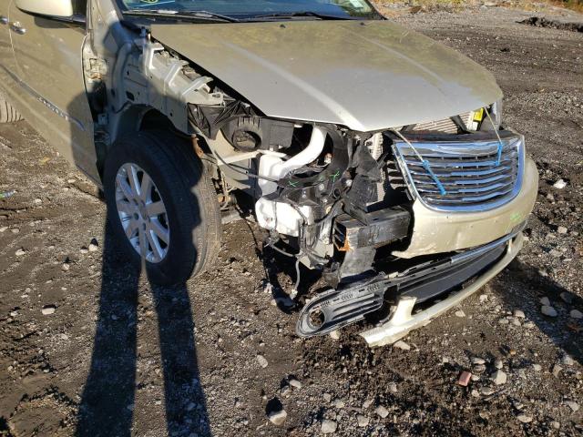 Photo 9 from auction – 2011 CHRYSLER TOWN & COU with VIN 2A4RR8DG3BR609864