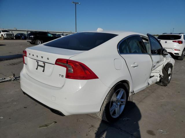 Photo 4 from auction – 2015 VOLVO S60 PREMIE with VIN YV140MFB7F2304497