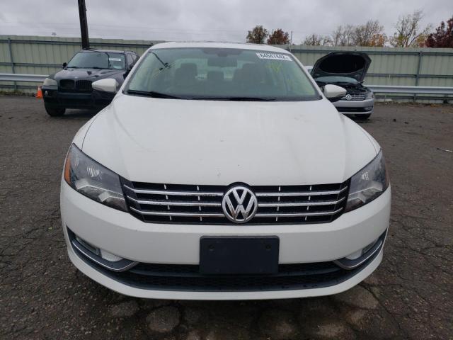 Photo 9 from auction – 2012 VOLKSWAGEN PASSAT SEL with VIN 1VWCM7A38CC104156