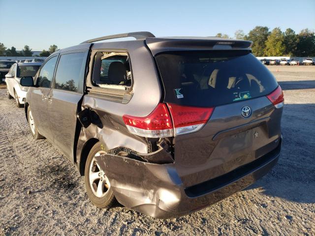 Photo 3 from auction – 2013 TOYOTA SIENNA LE with VIN 5TDKK3DC6DS366315