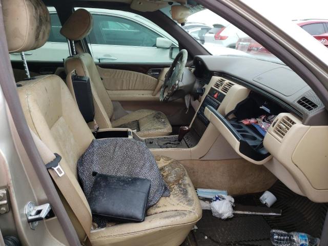 Photo 5 from auction – 1997 MERCEDES-BENZ E 420 with VIN WDBJF72FXVA124841