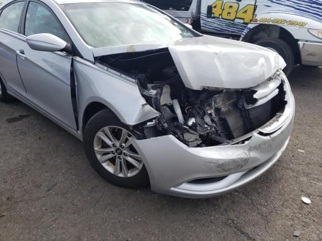 Photo 9 from auction – 2012 HYUNDAI SONATA GLS with VIN 5NPEB4AC8CH410956