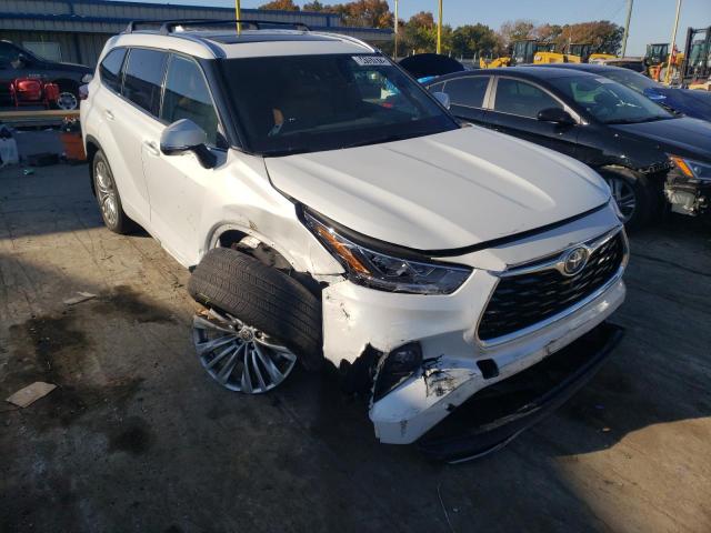 TOYOTA HIGHLANDER 2022 con VIN 5TDEBRCH6NS083234 - Foto de la subasta