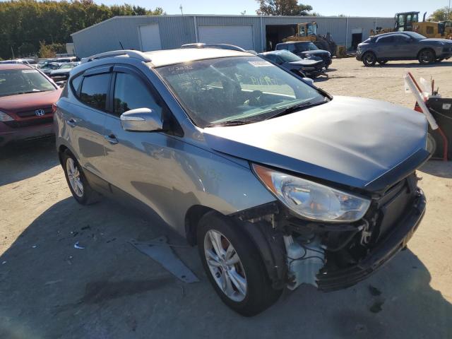 HYUNDAI TUCSON GLS 2012 with VIN KM8JUCAC9CU472936 - Photo from auction
