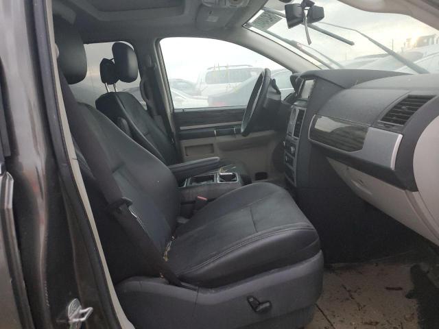 Photo 5 from auction – 2010 CHRYSLER TOWN & COU with VIN 2A4RR8DX1AR387811