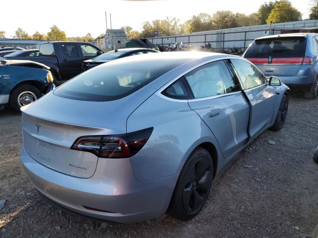 Photo 4 from auction – 2018 TESLA MODEL 3 with VIN 5YJ3E1EB8JF089382