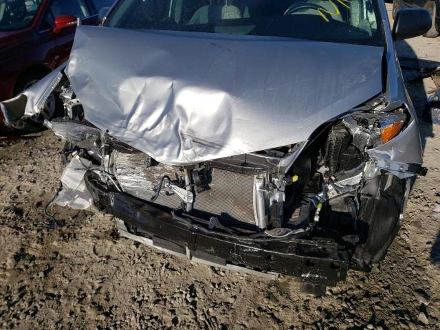 Photo 7 from auction – 2020 TOYOTA SIENNA L with VIN 5TDZZ3DC3LS045700