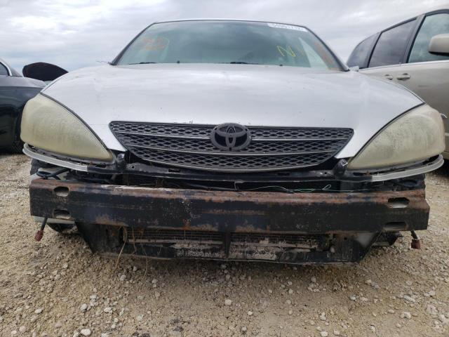 Photo 10 from auction – 2004 TOYOTA CAMRY LE with VIN 4T1BE32K54U853613