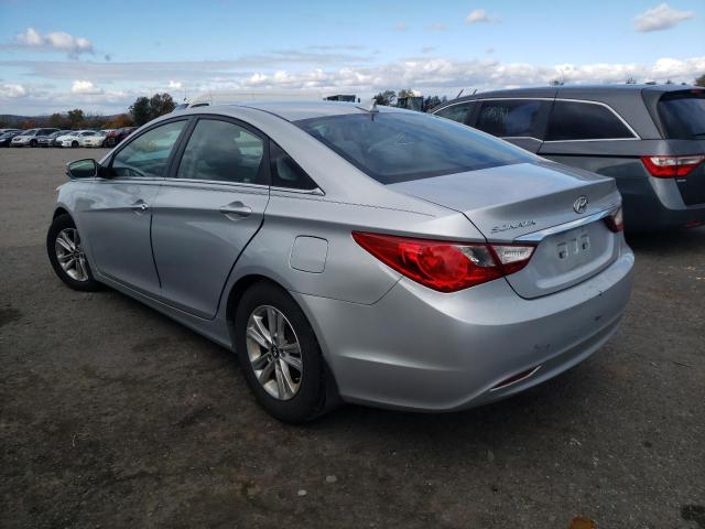 Photo 3 from auction – 2012 HYUNDAI SONATA GLS with VIN 5NPEB4AC8CH410956