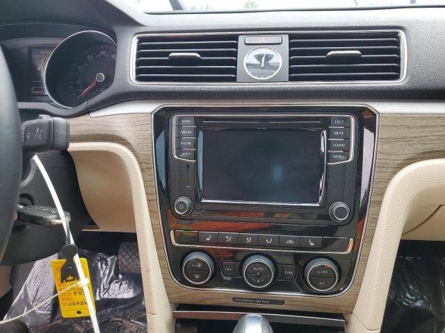 Photo 9 from auction – 2016 VOLKSWAGEN PASSAT SE with VIN 1VWBS7A33GC050563