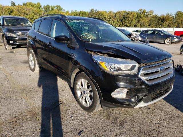 FORD ESCAPE SE 2017 with VIN 1FMCU0GD5HUD74596 - Photo from auction