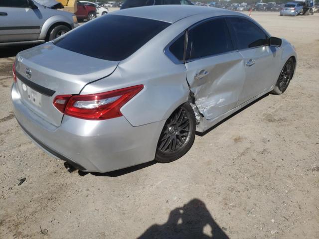 Photo 4 from auction – 2017 NISSAN ALTIMA 2.5 with VIN 1N4AL3AP1HC111584