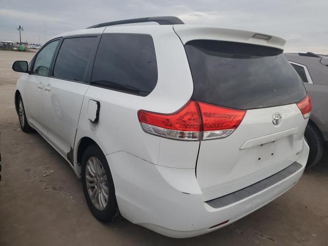 Photo 3 from auction – 2013 TOYOTA SIENNA XLE with VIN 5TDYK3DC2DS370260
