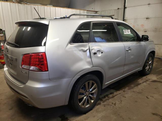 Photo 4 from auction – 2012 KIA SORENTO SX with VIN 5XYKWDA20CG264543