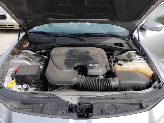 Photo 7 from auction – 2015 CHRYSLER 300 LIMITE with VIN 2C3CCAAG2FH818389
