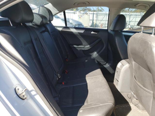 Photo 6 from auction – 2017 VOLKSWAGEN JETTA SE with VIN 3VWDB7AJ3HM223098