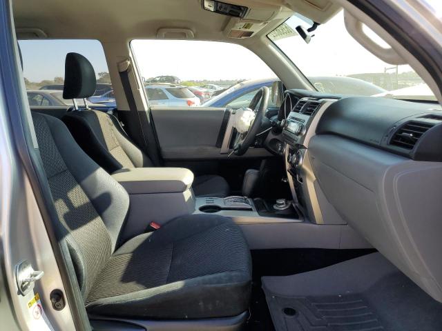 Photo 5 from auction – 2013 TOYOTA 4RUNNER SR with VIN JTEBU5JR5D5129024