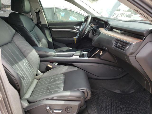 Photo 5 from auction – 2019 AUDI E-TRON PRE with VIN WA1VAAGE7KB017339