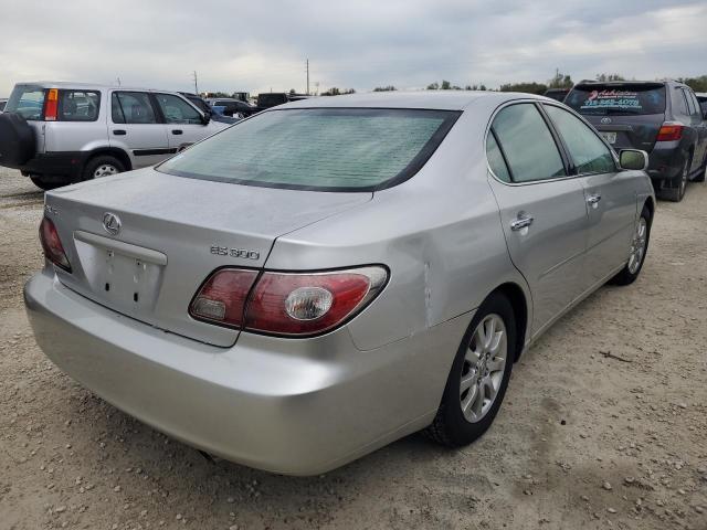 Photo 4 from auction – 2002 LEXUS ES 300 with VIN JTHBF30G020029280