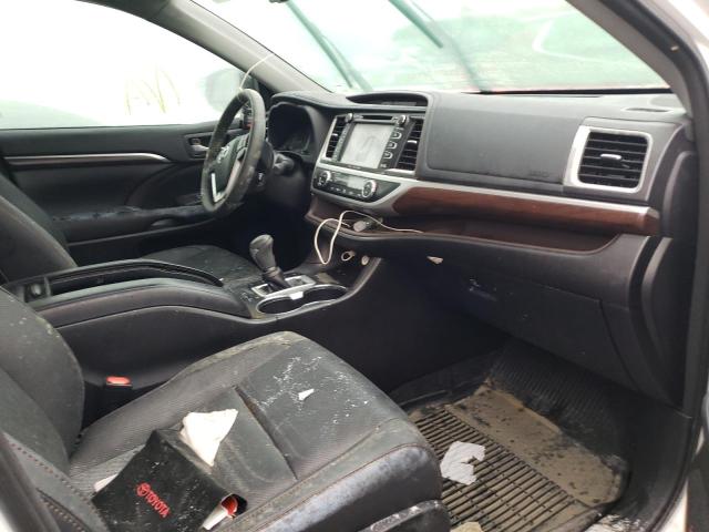 Photo 5 from auction – 2016 TOYOTA HIGHLANDER with VIN 5TDYKRFH1GS185262