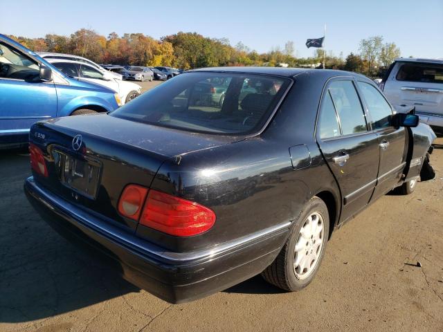 Фото 4 с аукциона – 1997 MERCEDES-BENZ E 320 с VIN WDBJF55F2VJ033885
