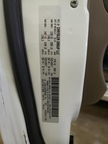 Photo 10 from auction – 2015 CHRYSLER TOWN & COU with VIN 2C4RC1CGXFR554352