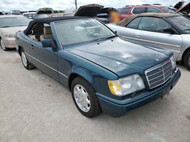 MERCEDES-BENZ E 320 1994 with VIN WDBEA66E2RC033892 - Photo from auction