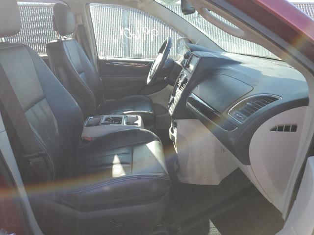 Photo 5 from auction – 2015 CHRYSLER TOWN & COU with VIN 2C4RC1CG4FR646590