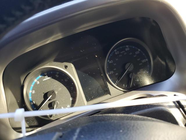 Photo 8 from auction – 2017 TOYOTA RAV4 XLE with VIN JTMWFREV3HJ103758