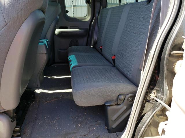 Photo 6 from auction – 2001 FORD F150 with VIN 1FTRX18W41NA48560