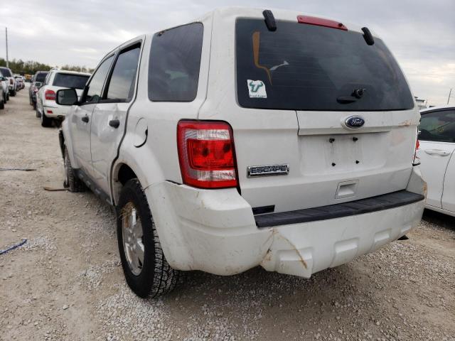 Photo 3 from auction – 2011 FORD ESCAPE XLS with VIN 1FMCU0C75BKC39959