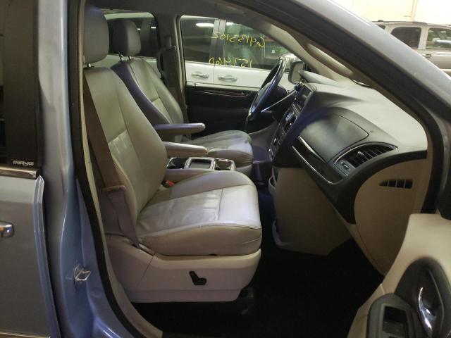Photo 5 from auction – 2013 CHRYSLER TOWN & COU with VIN 2C4RC1CG4DR615899