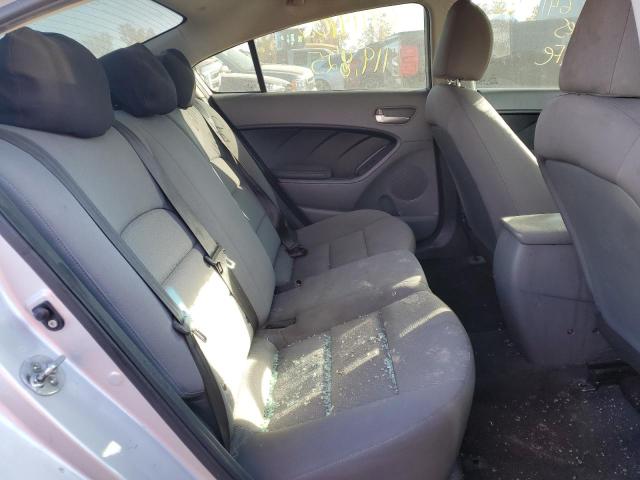 Photo 6 from auction – 2017 KIA FORTE LX with VIN 3KPFK4A78HE017039