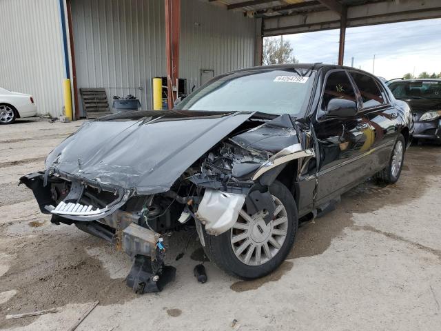 Photo 2 from auction – 2003 LINCOLN TOWN CAR E with VIN 1LNHM81W53Y655118