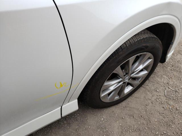 Photo 9 from auction – 2017 TOYOTA RAV4 LIMIT with VIN 2T3YFREV3HW332290
