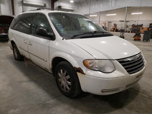 CHRYSLER TOWN & COU 2007 with VIN 2A4GP54L67R183376 - Photo from auction