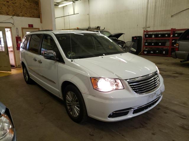 Photo 1 from auction – 2015 CHRYSLER TOWN & COU with VIN 2C4RC1CGXFR554352