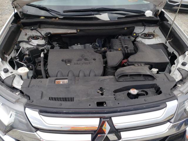 Photo 7 from auction – 2018 MITSUBISHI OUTLANDER with VIN JA4AD3A30JZ001935