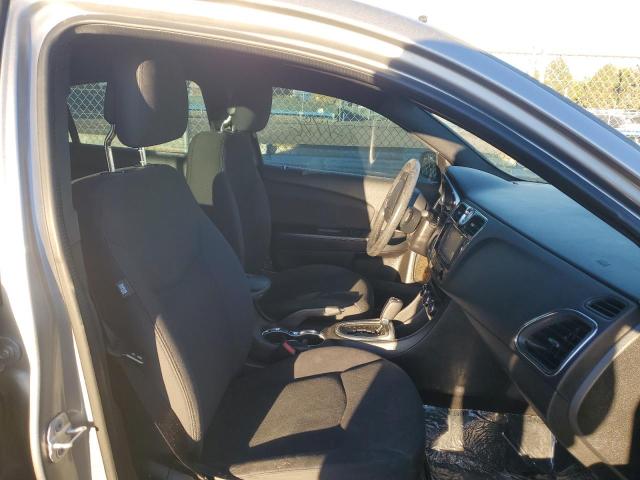 Photo 5 from auction – 2014 CHRYSLER 200 LX with VIN 1C3CCBAB4EN206727