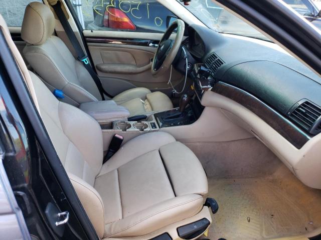 Photo 5 from auction – 2005 BMW 325 I with VIN WBAET37425NJ88891