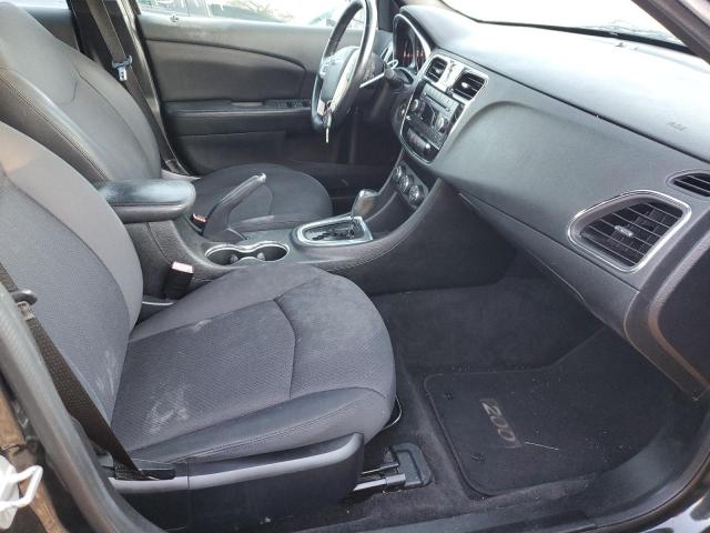Photo 5 from auction – 2014 CHRYSLER 200 TOURIN with VIN 1C3CCBBB9EN128914