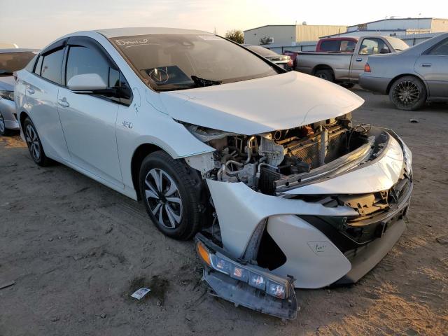 TOYOTA PRIUS PRIM 2017 with VIN JTDKARFP1H3065125 - Photo from auction