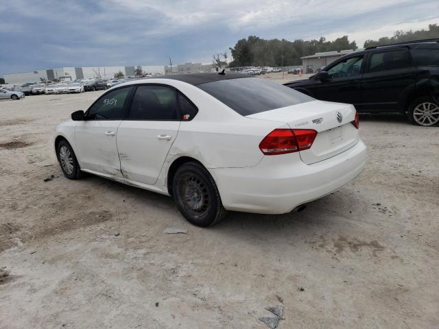 Photo 3 from auction – 2015 VOLKSWAGEN PASSAT S with VIN 1VWAS7A32FC004619