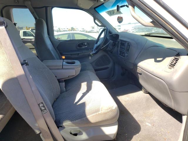 Photo 5 from auction – 2000 FORD F150 with VIN 1FTRX18L5YKA94335